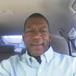 Meet your Posher, Derrick